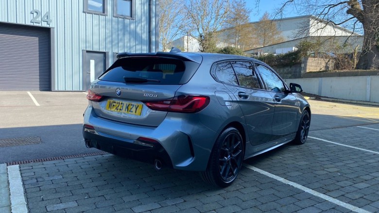 BMW 1 Series 120d M Sport 5dr Step Auto [Live Cockpit Pro] Diesel Hatchback